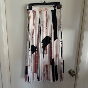 Judith & Charles Abstract Print Pleated Maxi Skirt - Size 2 (NWT)